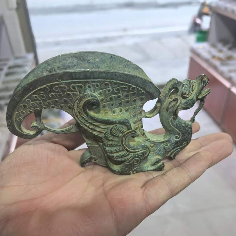 Şişe musluğu Pixiu bakır süsü, - Vintage Collectible Bottles incelemesi ve fiyatı